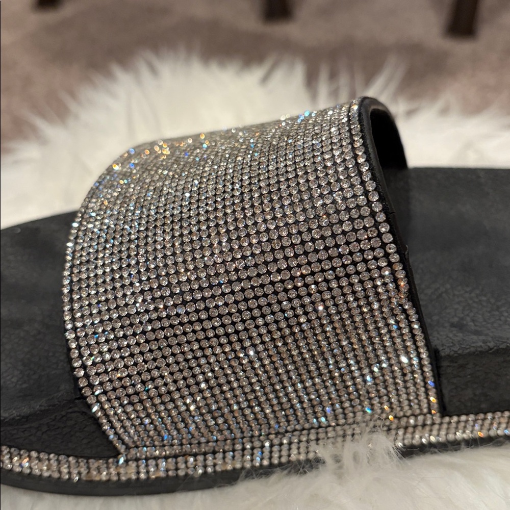 Bling Madden NYC Black and White Slide Sandals Size 9 - Picture 8 of 10